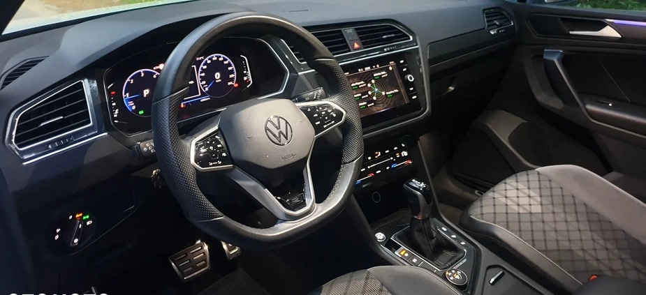 Volkswagen Tiguan cena 179000 przebieg: 63800, rok produkcji 2021 z Łaskarzew małe 529